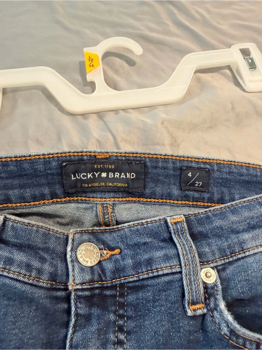 Lucky Brand Dark Blue Distressed Ankle Crop Jeans